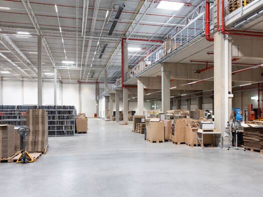 Halle/Industriefläche zur Miete 10.000 m² Lagerfläche teilbar ab 1.800 m² Langwasser Nürnberg 90471