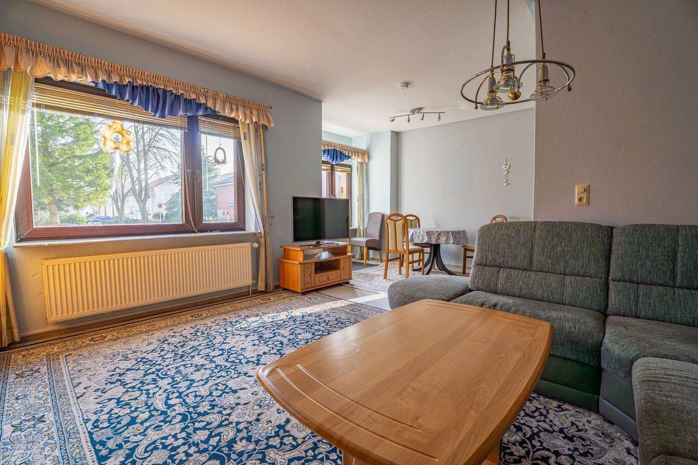 Immobilie in Nordenham - PROVISIONSFREI Stadtnah & ruhig Charmante Erdgeschosswohnung (Hochparterre) - Bild 3