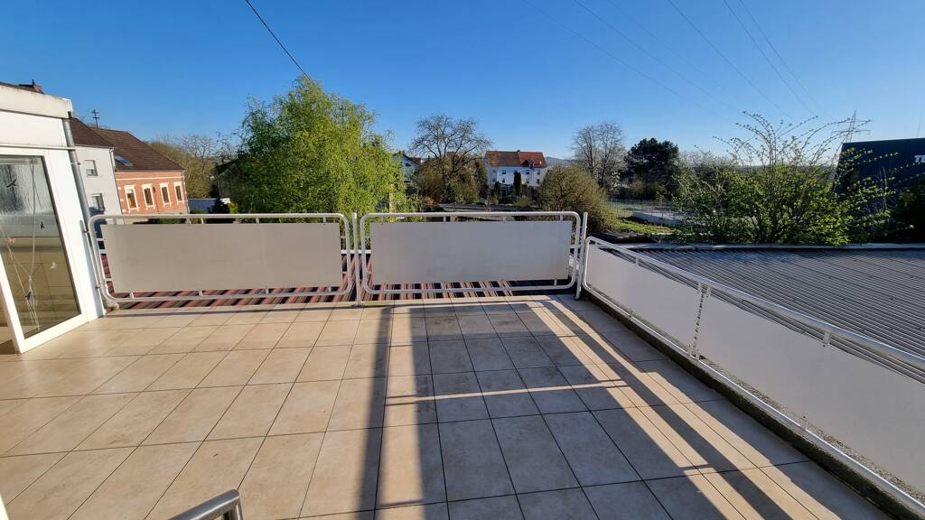 Terrassenwohnung zum Kauf 248.000 € 6 Zimmer 163 m² 1. Geschoss Klarenthal Saarbrücken-Klarenthal 66127