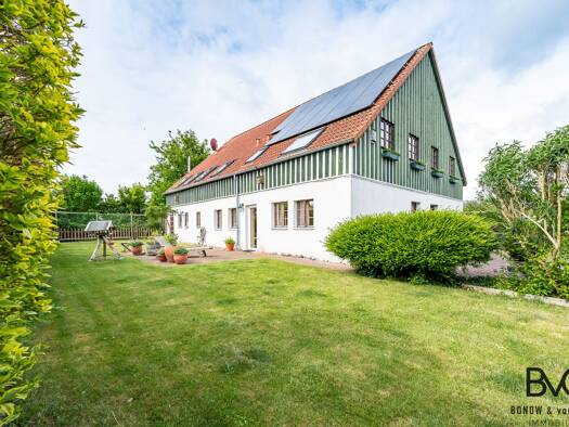 Mehrfamilienhaus zum Kauf 495.000 € 11 Zimmer 259,1 m² 983 m² Grundstück Behrensdorf Behrensdorf 24321