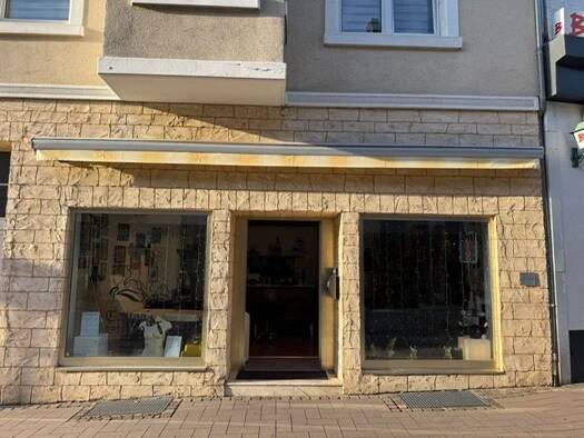 Laden zur Miete 620 € 2 Zimmer 63 m² Verkaufsfläche Altenkirchen Altenkirchen (Westerwald) 57610