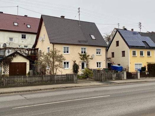 Doppelhaushälfte zur Miete 900 € 4 Zimmer 70 m² 100 m² Grundstück frei ab 01.12.2025 Babenhauser Straße 42 Krumbach Krumbach (Schwaben) 86381