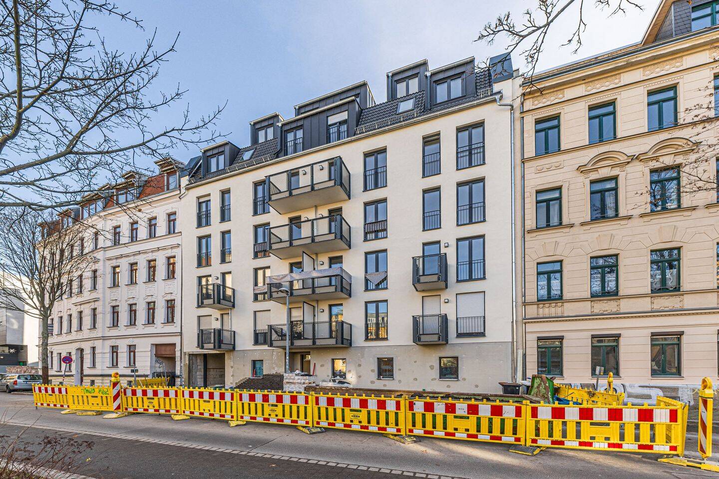 Property thumbnail 9