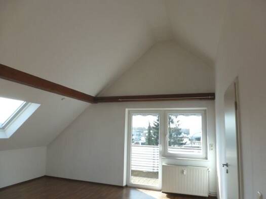 Wohnung zum Kauf 230.000 € 3 Zimmer 66 m² Dachgeschoss, 2. Geschoss frei ab sofort Nersingen Nersingen 89278