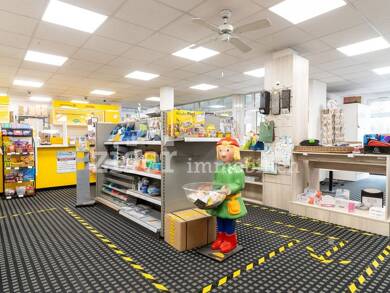 Laden zum Kauf 340.000 € 128,5 m² Verkaufsfläche Sundgauallee 71 Betzenhausen Freiburg 79114