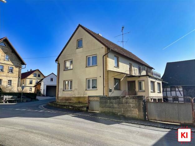 Bauernhaus zum Kauf 50.000 € 7 Zimmer 190 m² 4.335 m² Grundstück frei ab sofort Brünn Ebern 96106