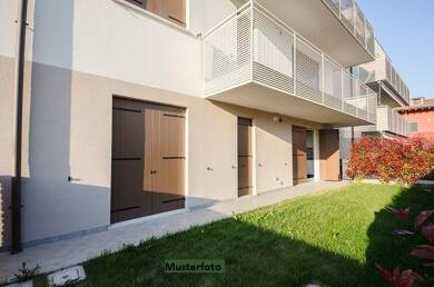 Mehrfamilienhaus zur Zwangsversteigerung 330.000 € 1 Zimmer 1 m² 1.797 m² Grundstück Lauenbrück Lauenbrück 27389