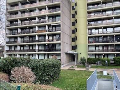 Wohnung zum Kauf 190.000 € 2 Zimmer 63 m² 3. Geschoss Wiener Weg 3 A Junkersdorf Köln 50858
