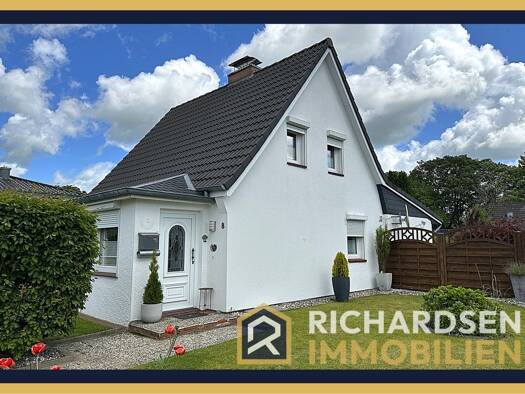 Einfamilienhaus zum Kauf 279.000 € 4 Zimmer 84,1 m² 719 m² Grundstück Husum Husum 25813
