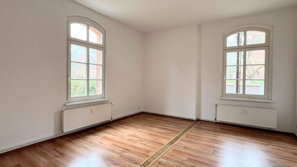 Maisonette zur Miete 943 € 3 Zimmer 104,8 m² EG frei ab 15.04.2026 Brückenstraße 31 Jüterbog 14913