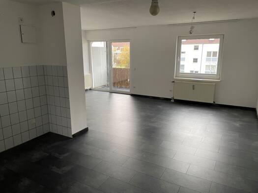 Wohnung zur Miete 568 € 2 Zimmer 68,4 m² 1. Geschoss frei ab sofort Wuppertaler Str. 3 Laagberg Wolfsburg 38440