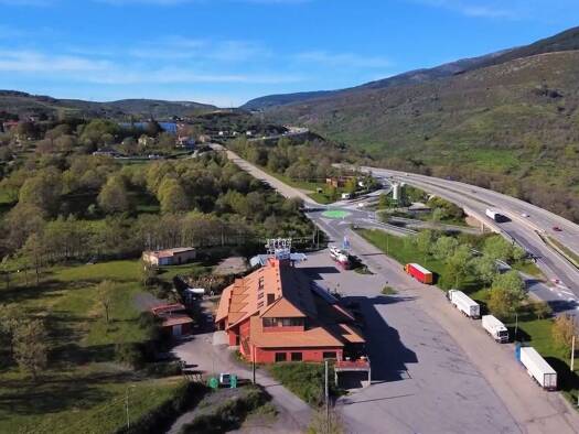 Haus zum Kauf 4.800.000 € 3.000 m² Grundstück Somosierra 28756