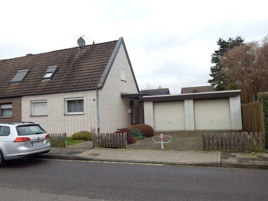 Haus zum Kauf 229.000 € 4 Zimmer 70 m² 624 m² Grundstück frei ab sofort Schelthofer Str. 133 St. Tönis Tönisvorst 47918