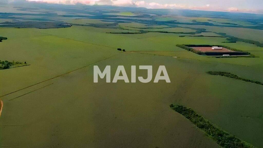 Grundstück zum Kauf 90.587.200 € 175.310.000 m² Grundstück Água Boa 78635-000