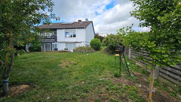 Mehrfamilienhaus zum Kauf 469.000 € 8 Zimmer 260 m² 895 m² Grundstück Biebelried Biebelried 97318