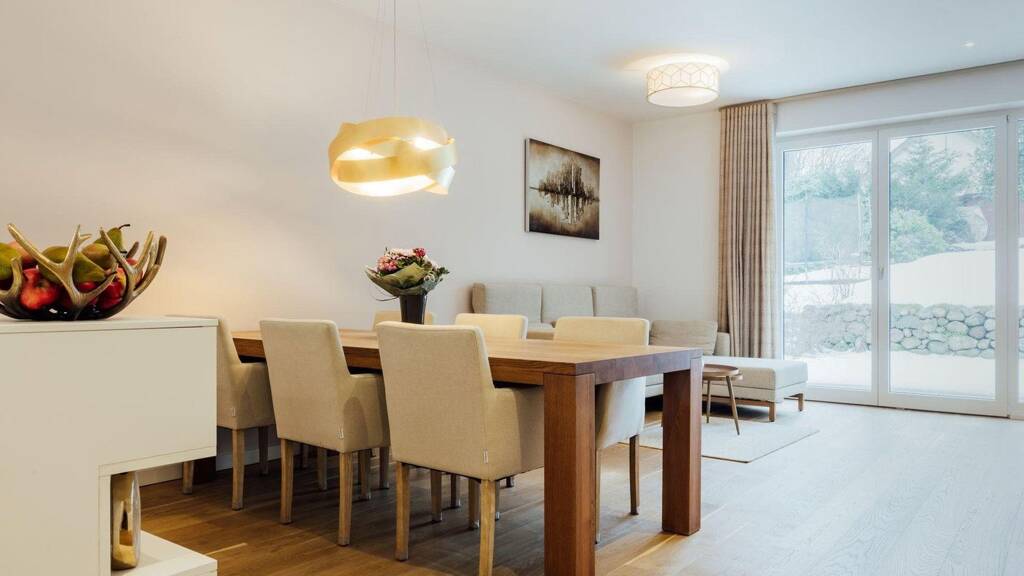 Reihenmittelhaus zum Kauf provisionsfrei 1.798.000 € 5 Zimmer 181 m² 141 m² Grundstück frei ab 15.10.2026 Blankenese Hamburg 22587