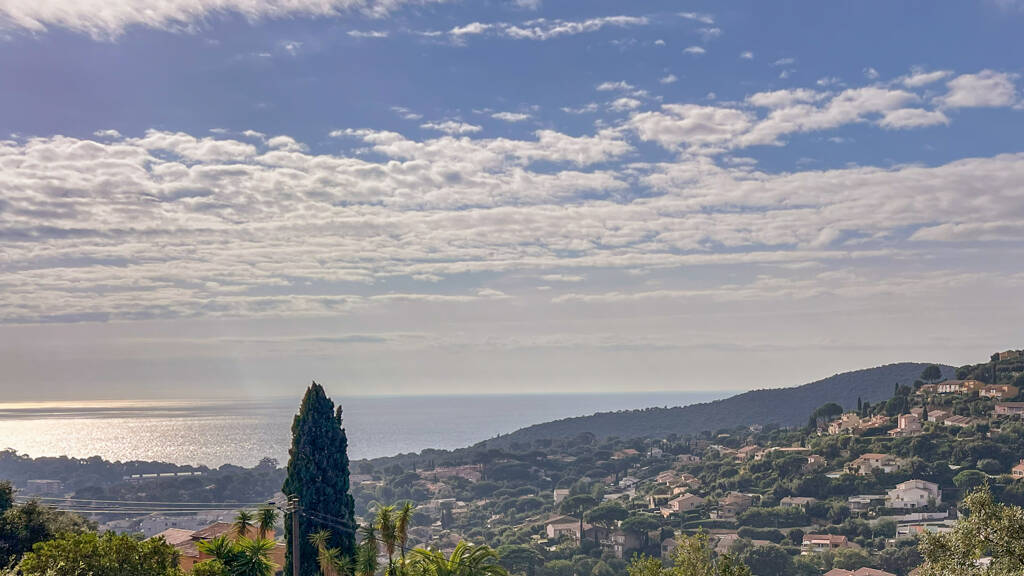 Einfamilienhaus zum Kauf 1.095.000 € 220 m² 1.157 m² Grundstück Sud CAVALAIRE SUR MER 83240