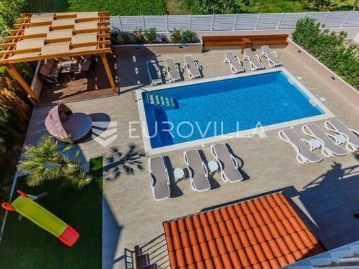 Einfamilienhaus zum Kauf 1.500.000 € 7 Zimmer 600 m² Kaštel Lukšić Kaštel Sućurac 21212