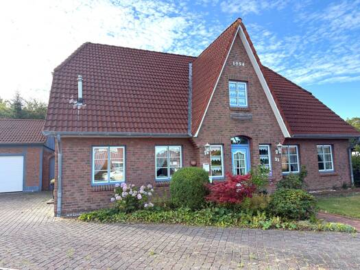Einfamilienhaus zum Kauf 399.000 € 6 Zimmer 194 m² 773 m² Grundstück frei ab sofort Husum Husum 25813