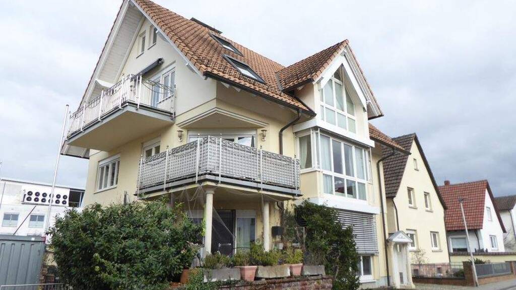 Maisonette zum Kauf 390.000 € 3,5 Zimmer 118 m² 3. Geschoss Lorsch 64653