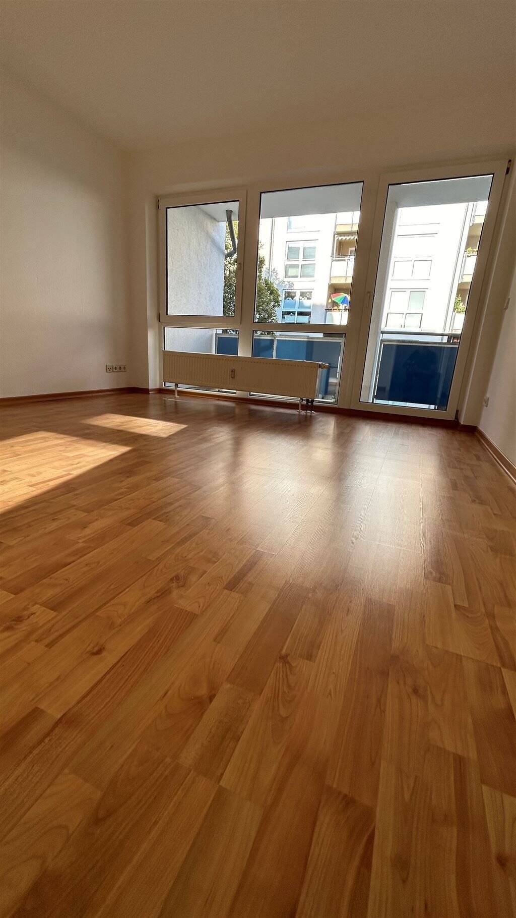 2-Raum-Wohnung mit Loggia am Küchwaldrand !! – Arthur-Brettschneider-Straße 15, 9113 Chemnitz – Vorschaubild 6