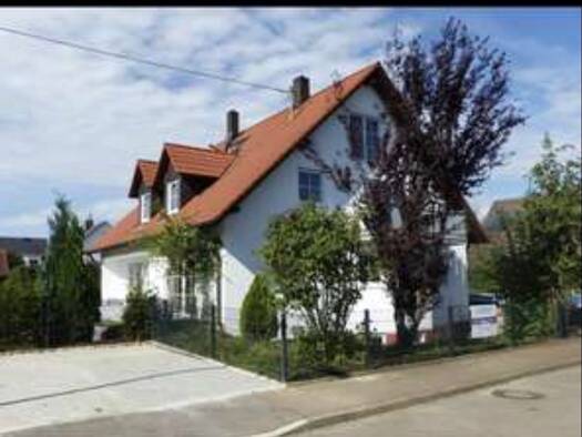 Wohnung zur Miete 650 € 2 Zimmer 65 m² frei ab sofort Eppisburg Holzheim 89438