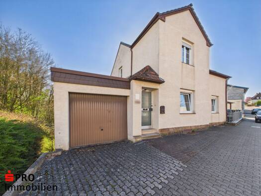 Mehrfamilienhaus zum Kauf 195.000 € 8 Zimmer 185 m² 2.340 m² Grundstück frei ab sofort Heusweiler 66265