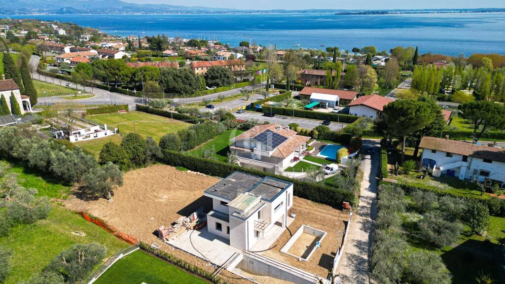 Villa zum Kauf 1.100.000 € 9 Zimmer 340 m² 1.850 m² Grundstück Via san cassiano 4 Moniga del Garda 25080