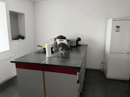 Wohnung zur Miete 700 € 2,5 Zimmer 78 m² Geschoss 1/2 frei ab 29.09.2026 Innenstadt Kaiserslautern 67655