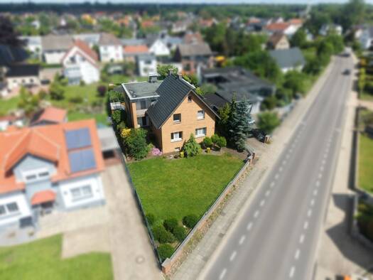 Einfamilienhaus zum Kauf 386.000 € 7 Zimmer 203,2 m² 1.012 m² Grundstück Dützen Minden 32429
