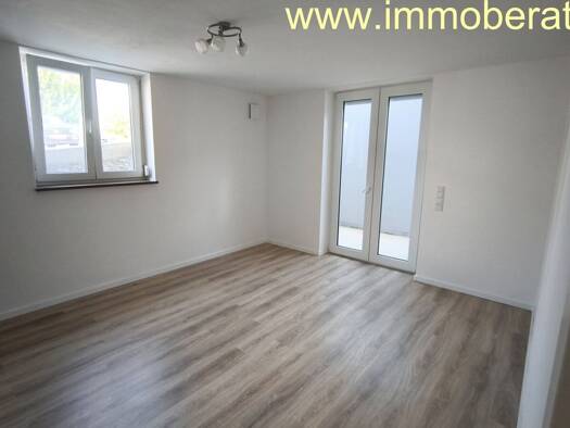 Wohnung zur Miete 600 € 2 Zimmer 66 m² frei ab sofort Neunburg Neunburg vorm Wald 92431