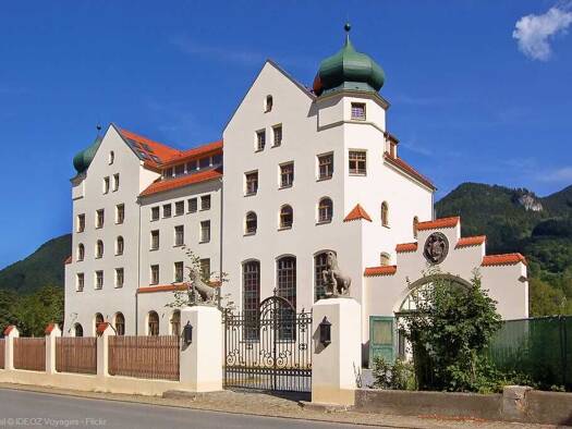 Wohnung zur Miete 1.150 € 3 Zimmer 105 m² Geschoss 1/4 frei ab 01.02.2026 Kampenwandstraße 77 Aschau Aschau im Chiemgau 83229