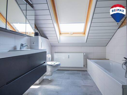 Wohnung zum Kauf 245.000 € 3,5 Zimmer 98 m² Oberlauchringen Lauchringen 79787