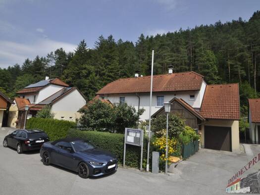 Doppelhaushälfte zum Kauf 170.000 € 4 Zimmer 105 m² 100 m² Grundstück Hohenberg 3192