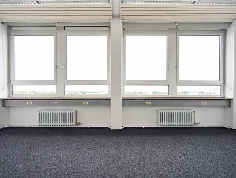 Bürofläche zur Miete 552 € 18,7 m² Bürofläche teilbar ab 18,7 m² Brunhamstraße 21 Aubing-Lochhausen-Langwied München 81249