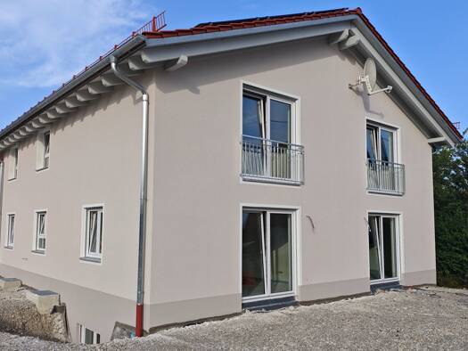 Doppelhaushälfte zur Miete 1.700 € 5 Zimmer 134 m² 292 m² Grundstück frei ab 01.11.2026 Schulstraße 7 Scheuring Scheuring 86937