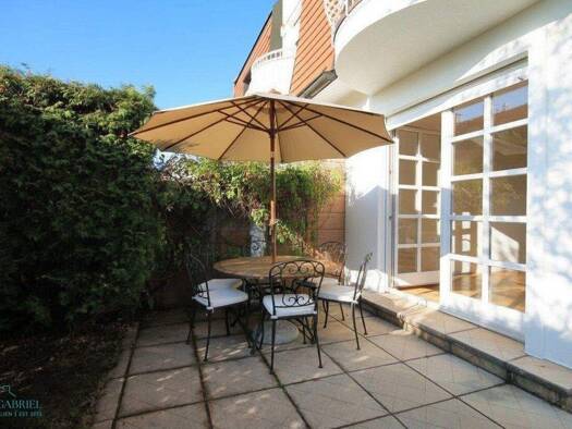 Haus zur Miete 3.230 € 6 Zimmer 210 m² 150 m² Grundstück frei ab 01.04.2026 Wien 1130