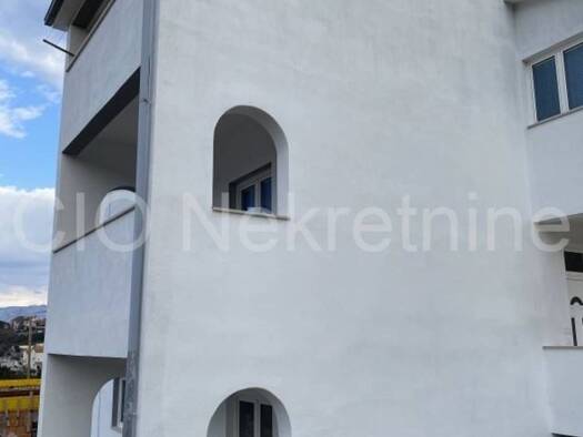 Haus zum Kauf 1.000.000 € 9 Zimmer 600 m² Supetar