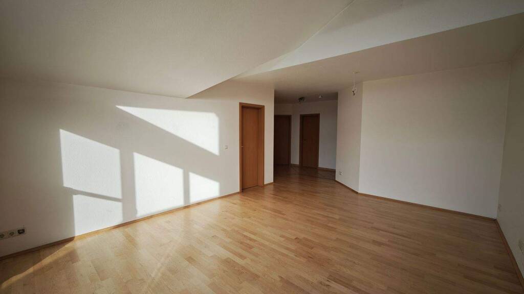 Wohnung zur Miete 1.000 € 3 Zimmer 84 m² frei ab sofort Langenselbold 63505