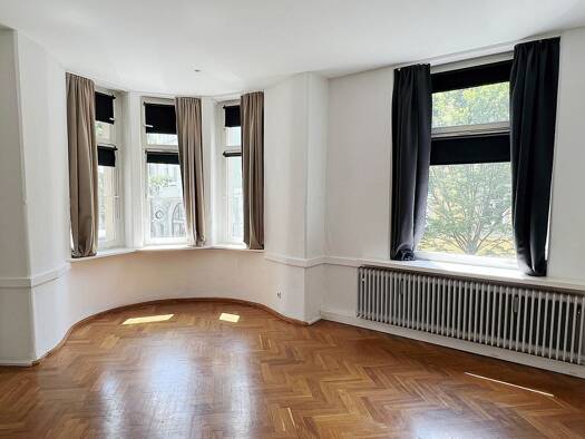 Wohnung zur Miete 630 € 3 Zimmer 90 m² 1. Geschoss frei ab 01.08.2026 Coburg 96450