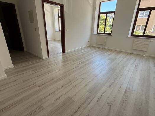 Wohnung zur Miete 220 € 2 Zimmer 38 m² 1. Geschoss Uhlandstraße 27 Sonnenberg Sonnenberg 09130