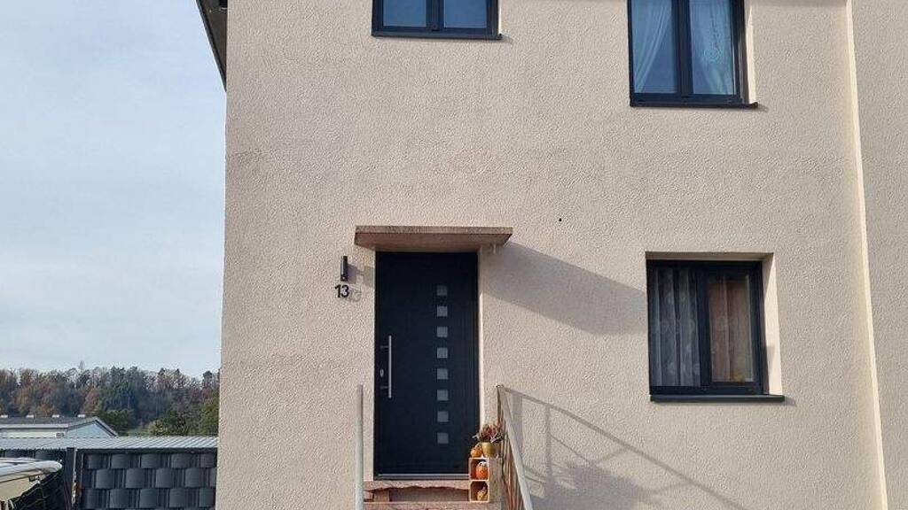 Doppelhaushälfte zum Kauf 548.000 € 5 Zimmer 170 m² 568 m² Grundstück Nordendstraße 13 Gernsbach 76593