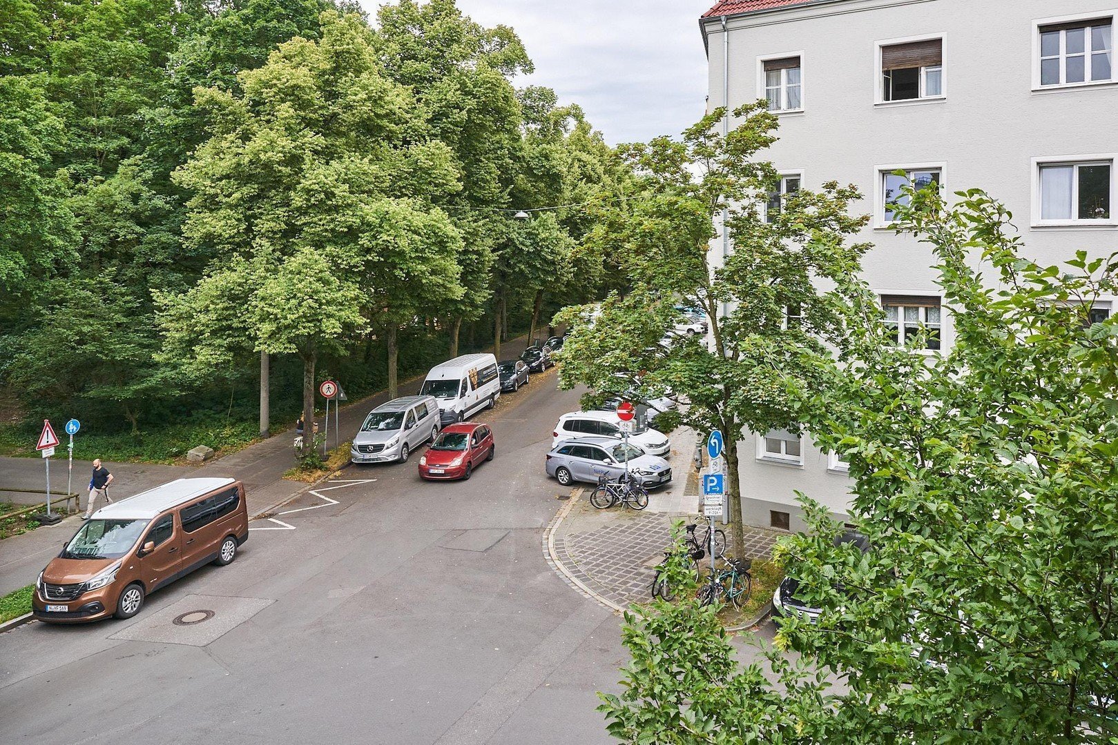 Wohnung zum Kauf Provisionsfrei 370.000 € 4,5 Zimmer 106 m²<br/>Wohnfläche 2. OG<br/>Geschoss Am Stadtpark 99 Maxfeld Nürnberg 90409