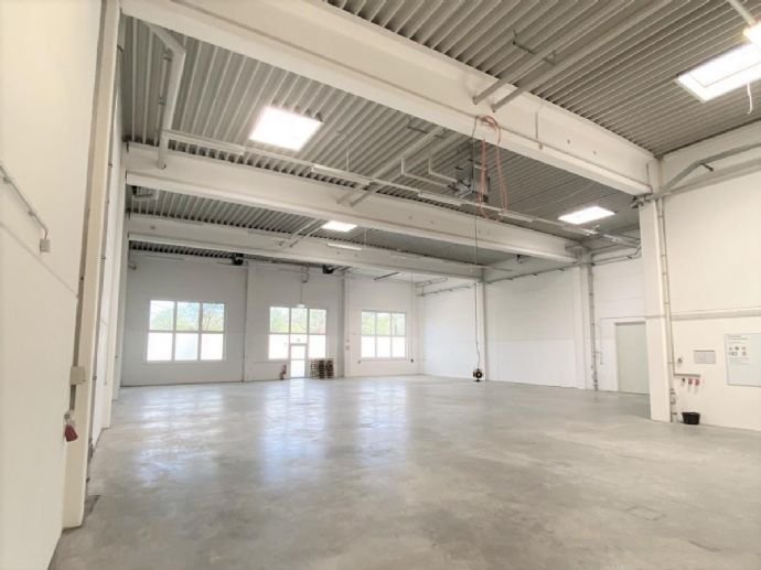 Lagerhalle zur Miete provisionsfrei 6,65 € 766 m²<br/>Lagerfläche ab 766 m²<br/>Teilbarkeit Willich Willich 47877