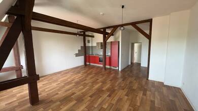 Wohnung zur Miete 300 € 2 Zimmer 75 m² Dachgeschoss, 5. Geschoss frei ab 01.08.2025 Zittauer Straße 77 Südstadt Görlitz 02826
