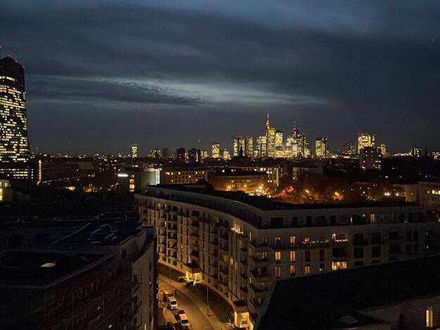 Wohnung zur Miete 1.844 € 3 Zimmer 77,4 m² 12. Geschoss frei ab 01.10.2026 Ferdinand-Happ-Straße Ostend Innenstadt IV 60314