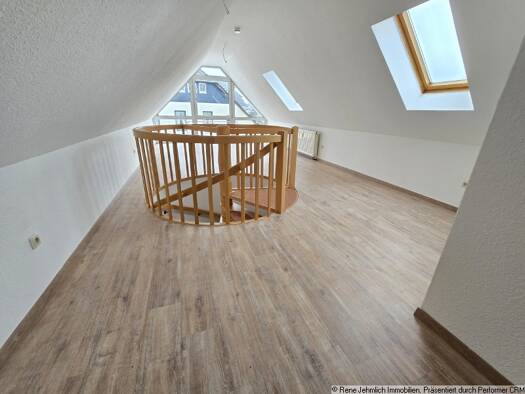 Wohnung zum Kauf 76.500 € 3 Zimmer 85 m² Burkhardtsdorf Burkhardtsdorf 09235