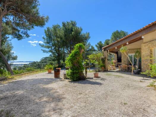 Einfamilienhaus zum Kauf 2.315.000 € 6 Zimmer 320 m² 3.500 m² Grundstück La Bayorre-Hautes Loubes HYERES 83400