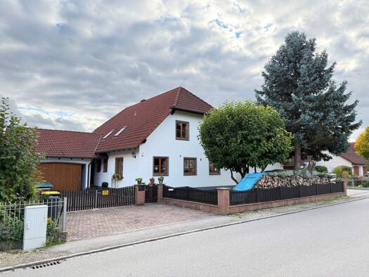 Mehrfamilienhaus zum Kauf 779.000 € 6 Zimmer 208 m² 703 m² Grundstück Heinrichsheim Neuburg an der Donau 86633