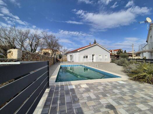 Einfamilienhaus zum Kauf 490.000 € 4 Zimmer 432 m² Grundstück Vrbnik 51516